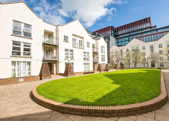 Lejlighed Modern Elegant With Parking